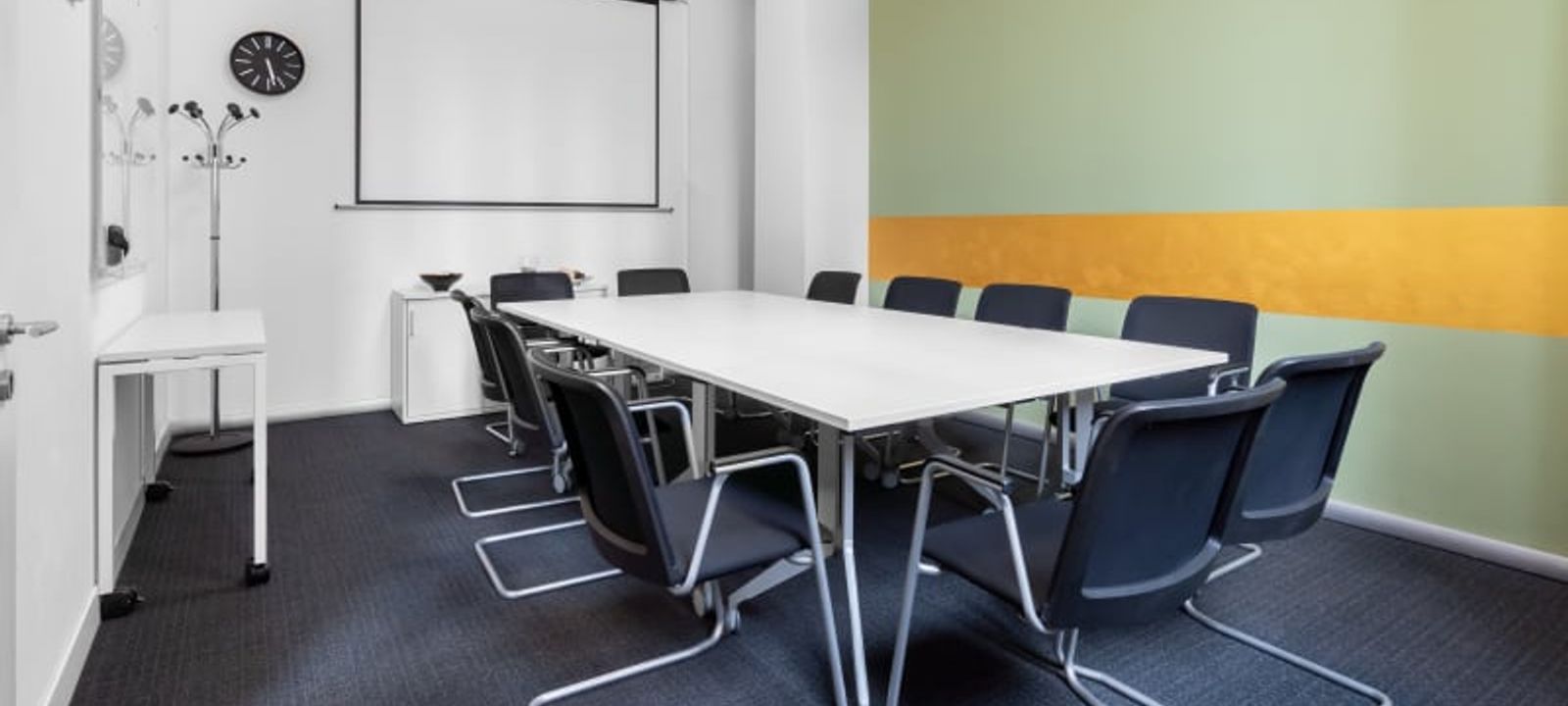 Piazzale Biancamano 8, Milan - Image 1