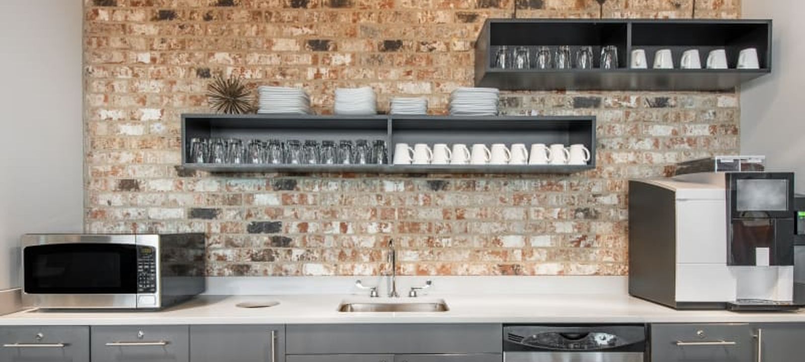 4242 Six Forks Road, Raleigh - Image 1