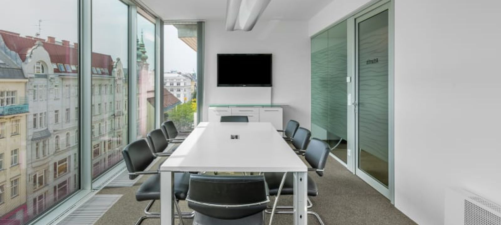 Mariahilfer Strasse 36, Vienna - Image 1