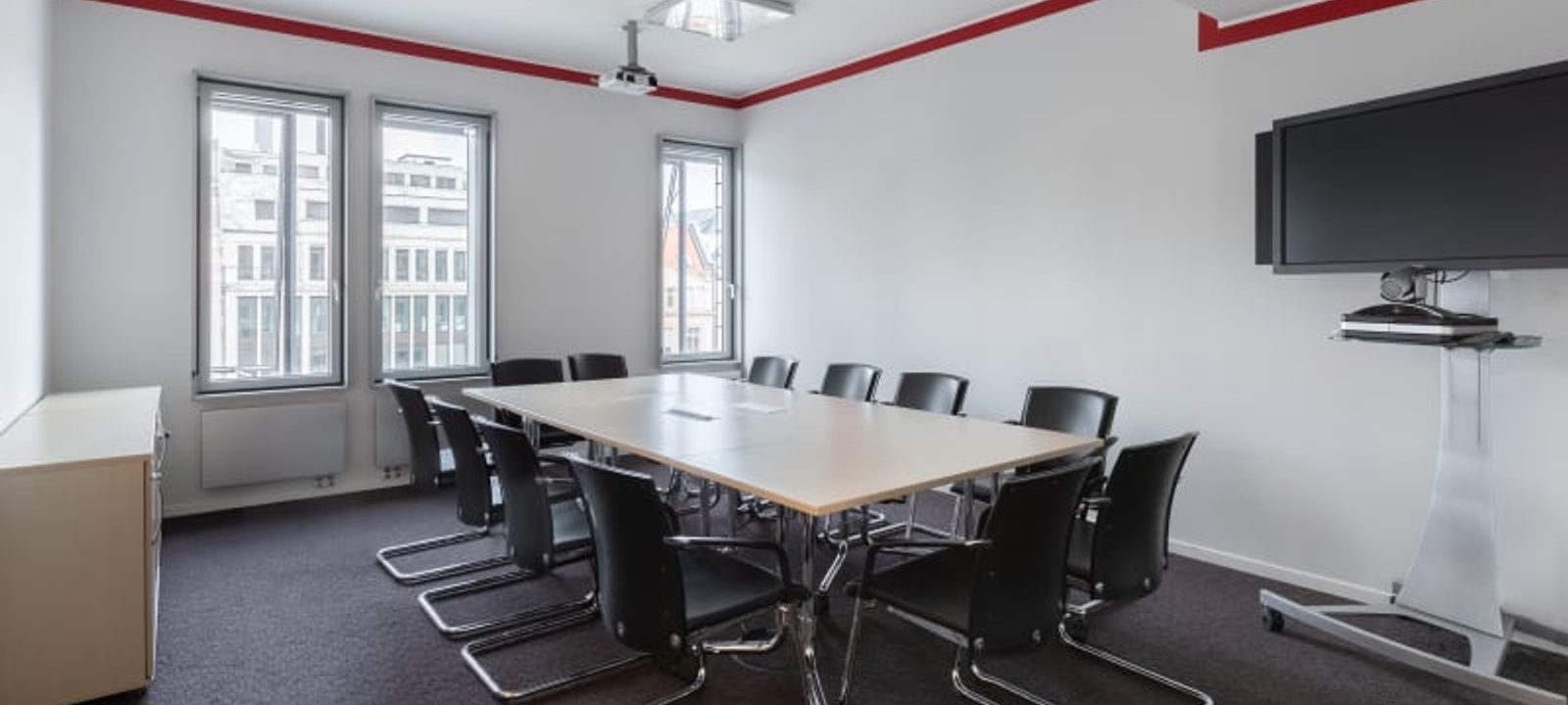 21 Unter Den Linden, Berlin - Image 1