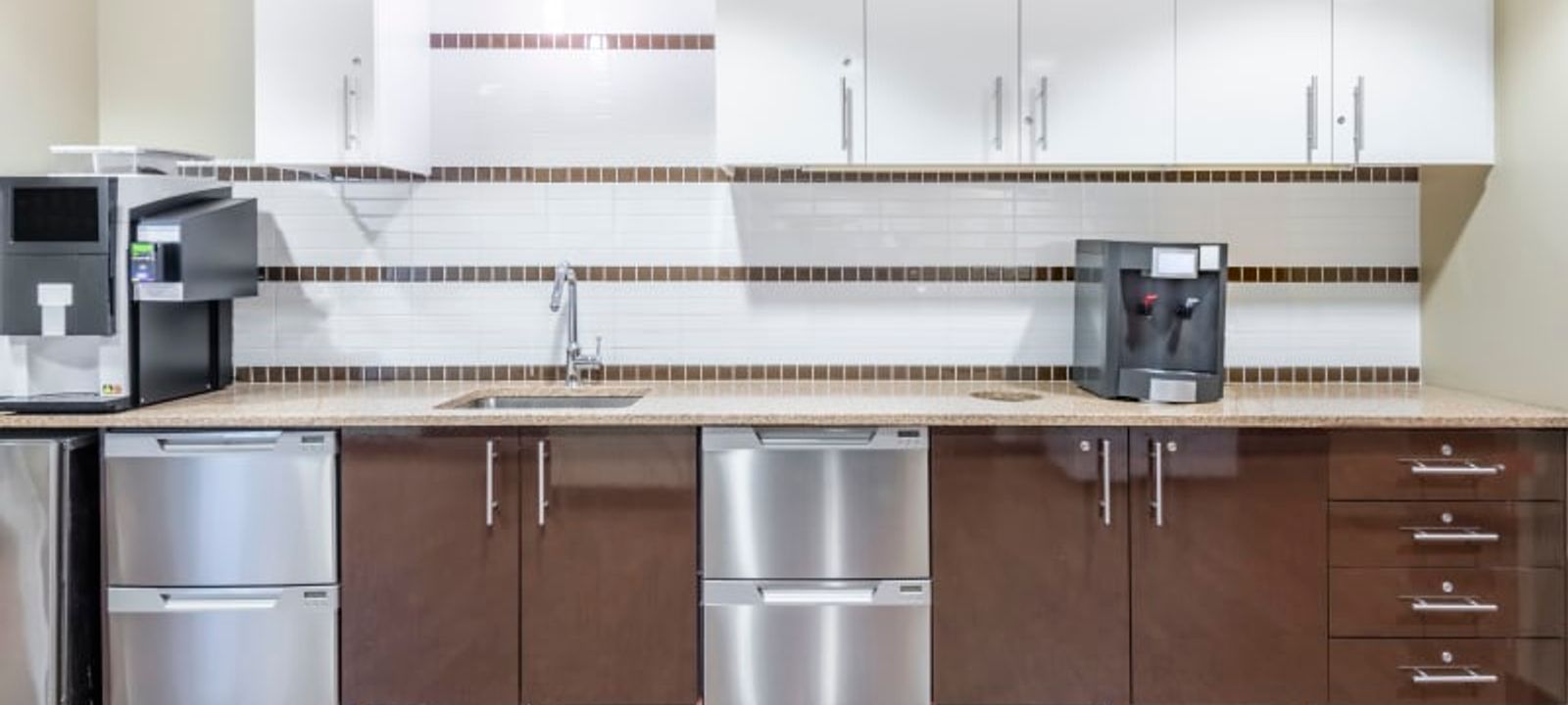 263 Tresser Boulevard, Stamford - Image 1