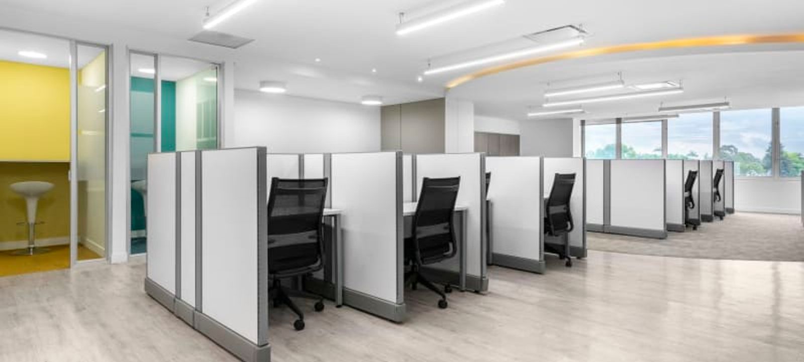 Street 26  #102-20, Bogota - Image 1