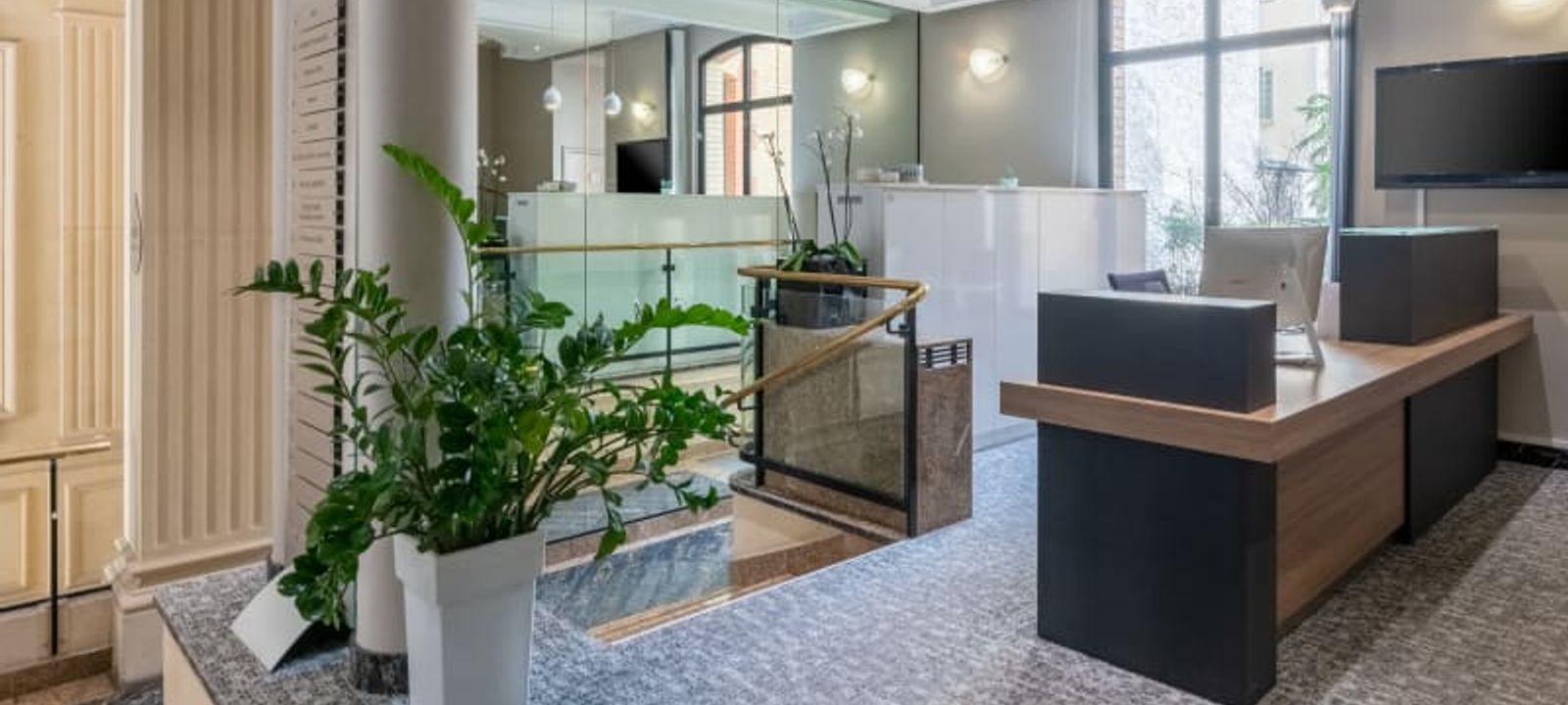 28 Rue De L'amiral Hamelin, Paris - Image 1