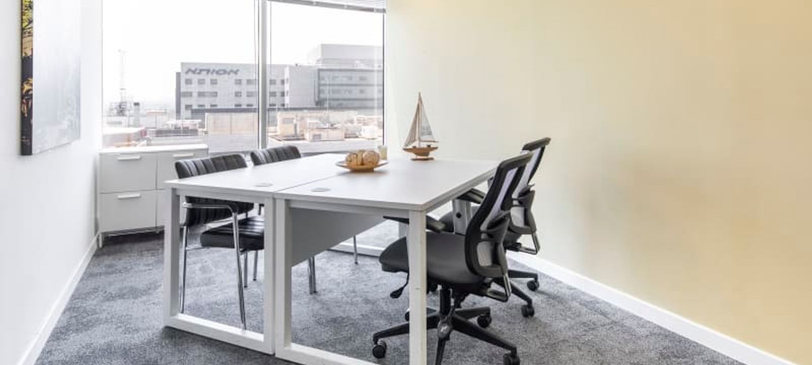 Hanehoshet St 3, Tel Aviv - Image 1