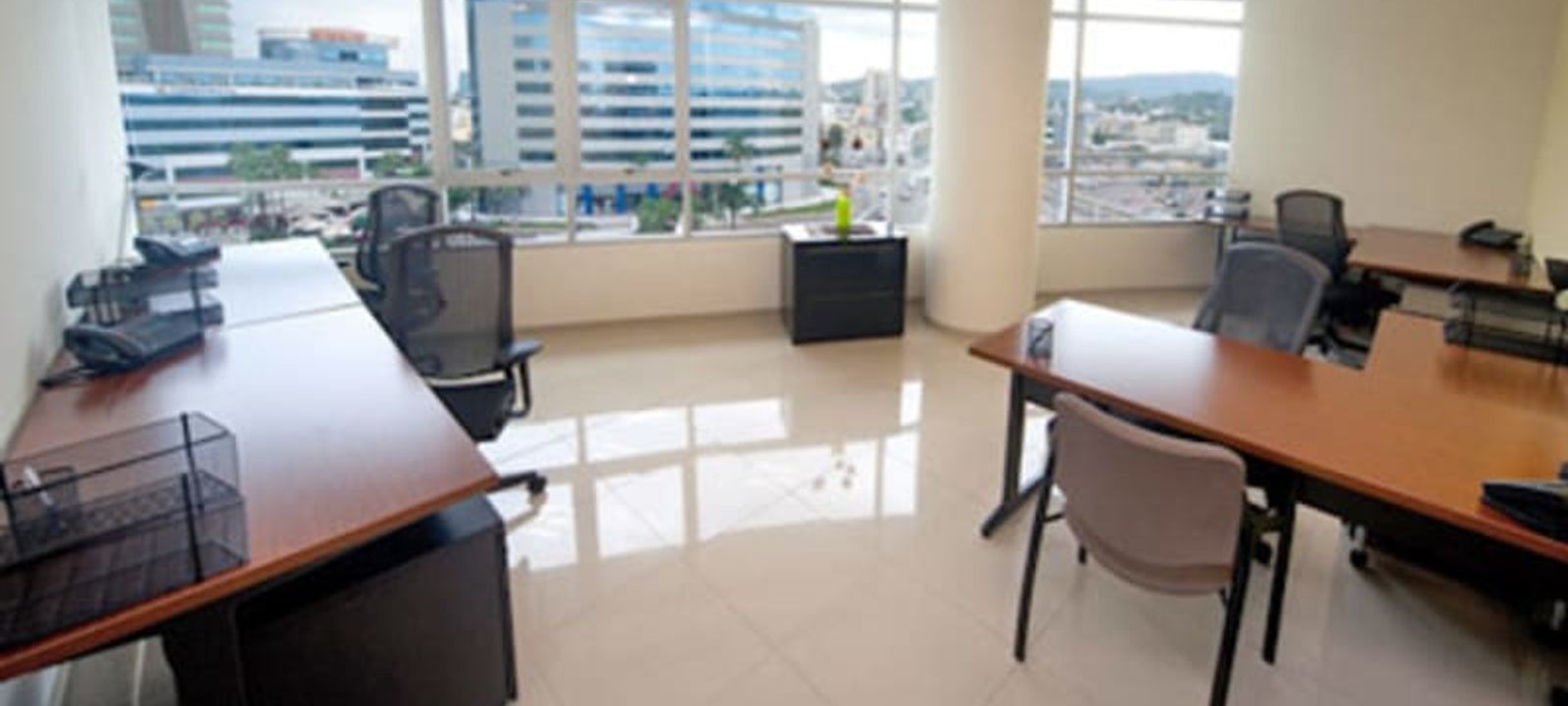 Mall Del Sol Corner Of Avenida Joaquin Orrantia Y Juan Tanca Marengo, Guayaquil - Image 1