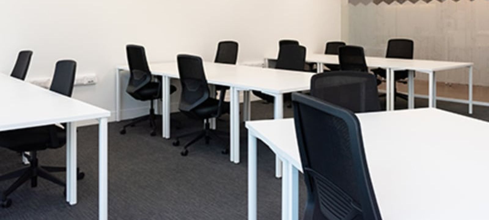 211 El Bosque Norte Ave, Santiago - Image 1