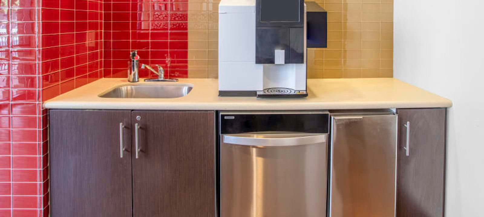 Alliance Center - Image 1