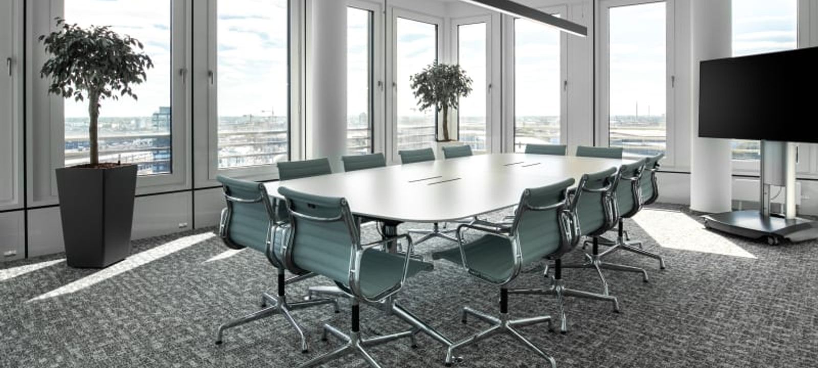 10 Uberseeallee, Hamburg - Image 1