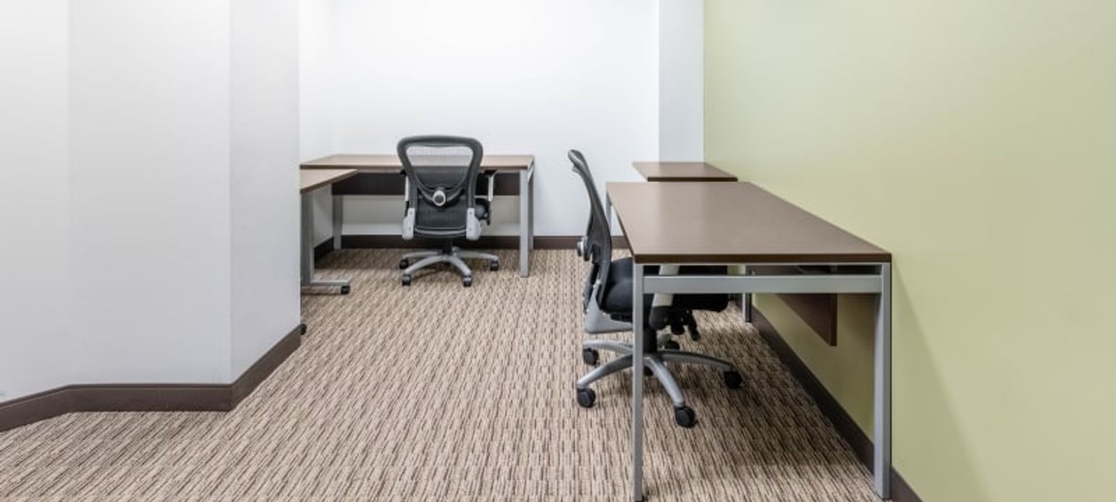 1 Meadowlands Plaza, East Rutherford - Image 1