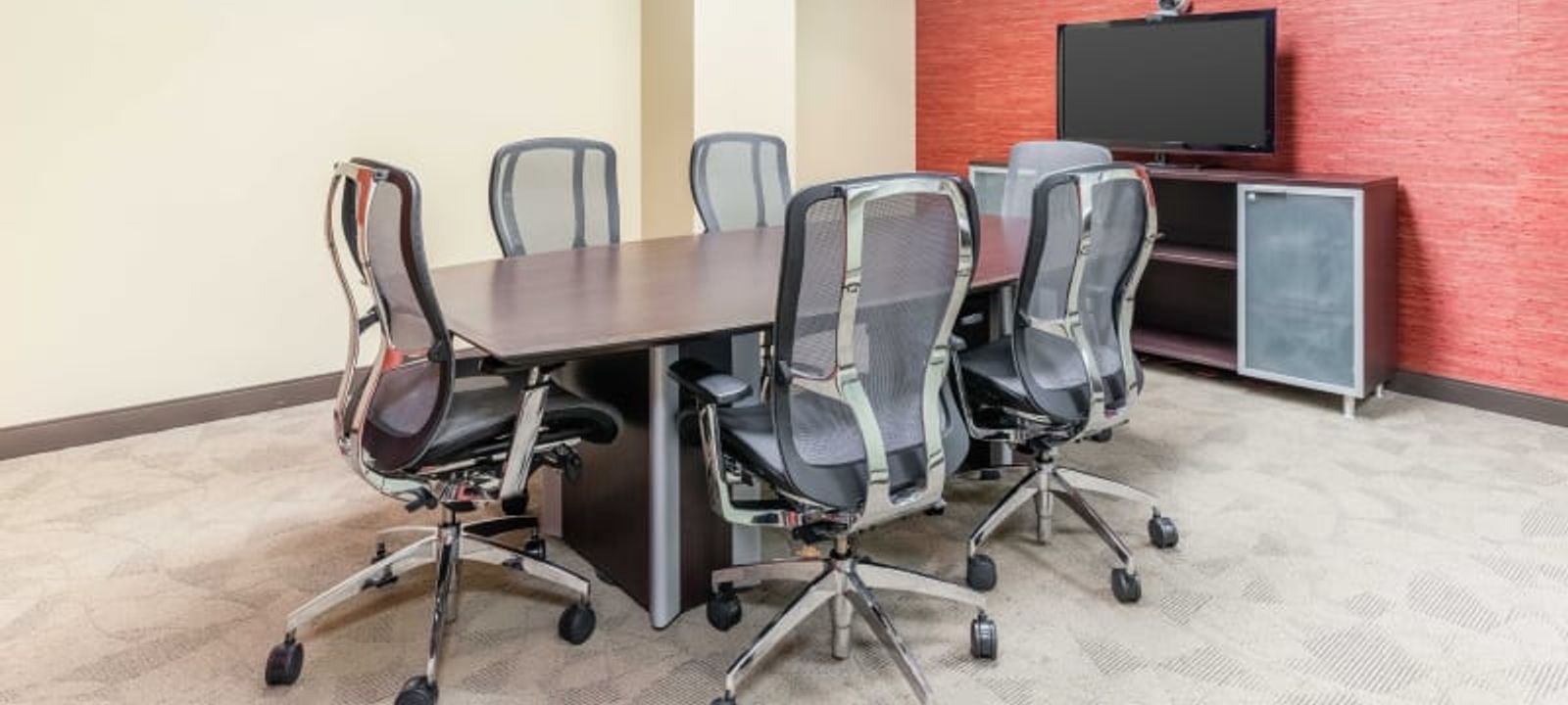 1 Meadowlands Plaza, East Rutherford - Image 1