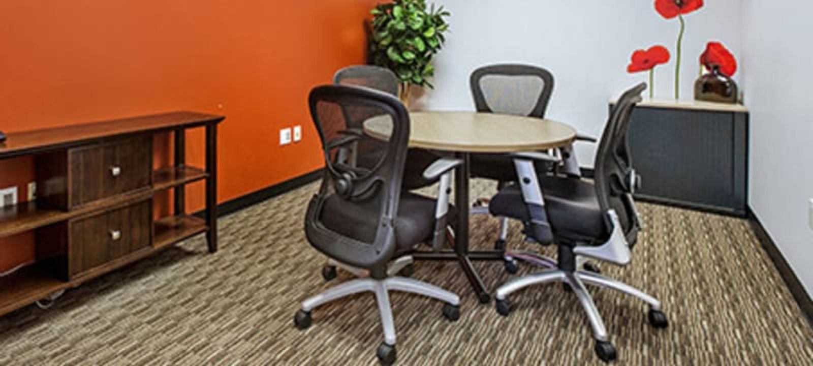 655 N Central Ave, Glendale - Image 1