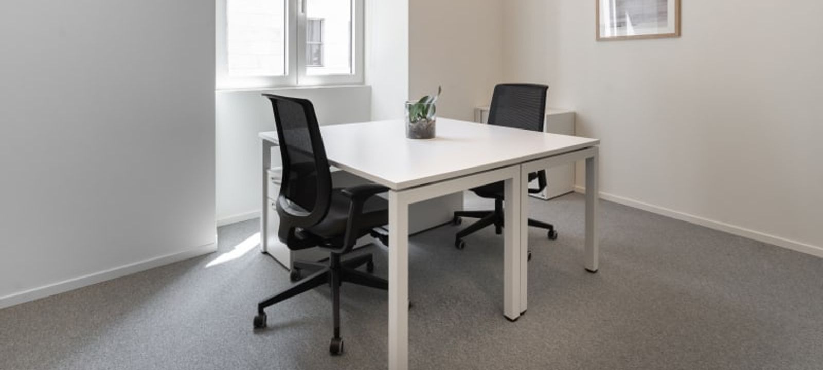 Via San Raffaele 1, Milan - Image 1