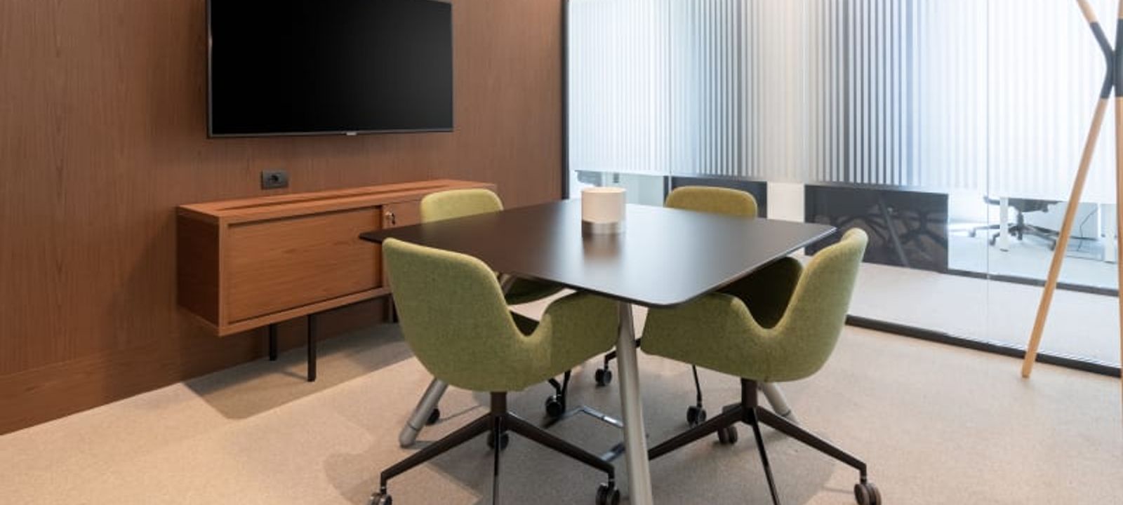 Via San Raffaele 1, Milan - Image 1