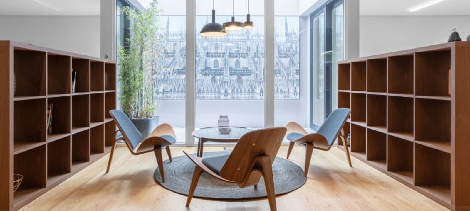 Via San Raffaele 1, Milan - Image 1