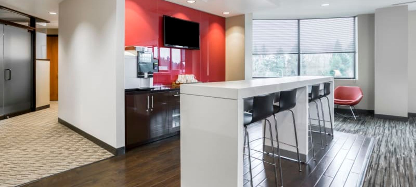 Corporate Center - Image 1