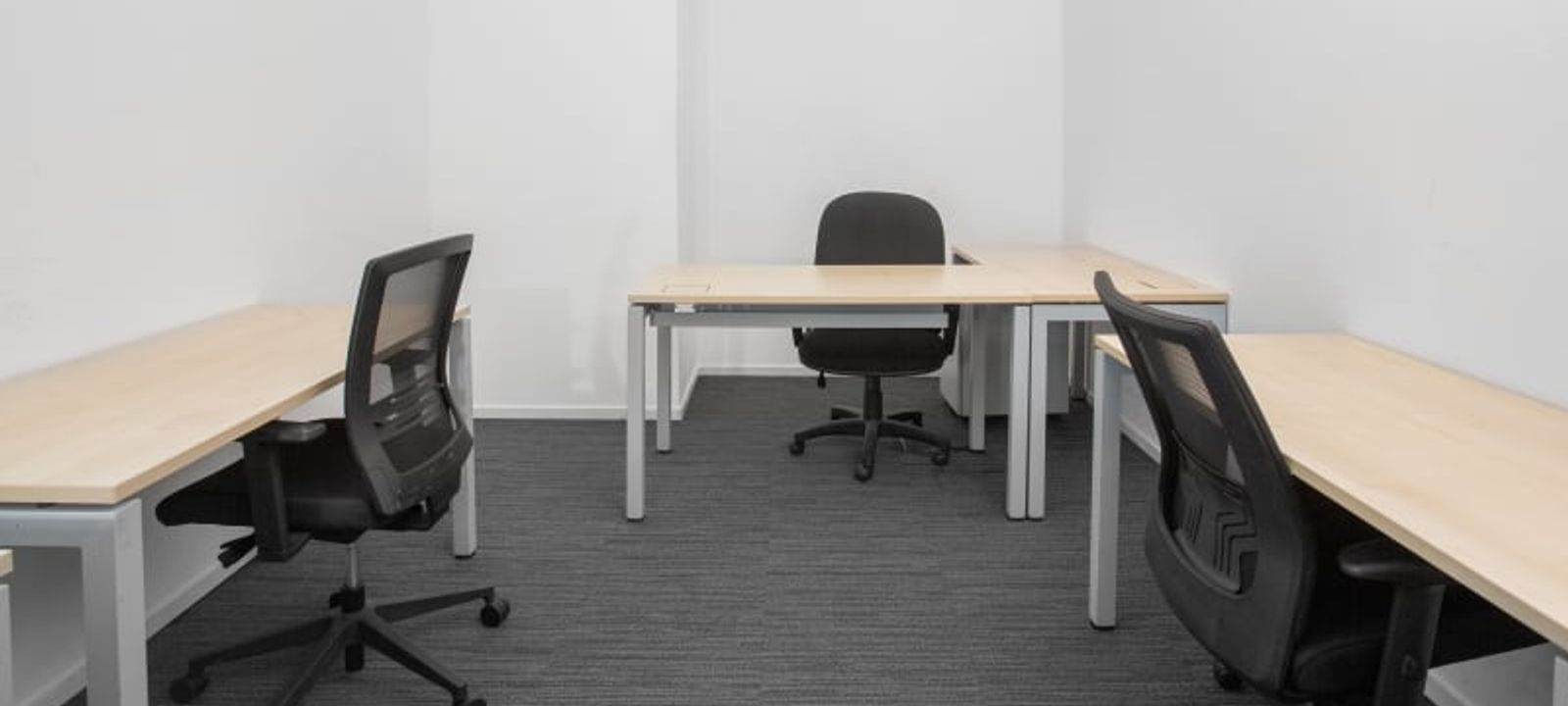 East Tower World Trade Center, Colombo - Image 1