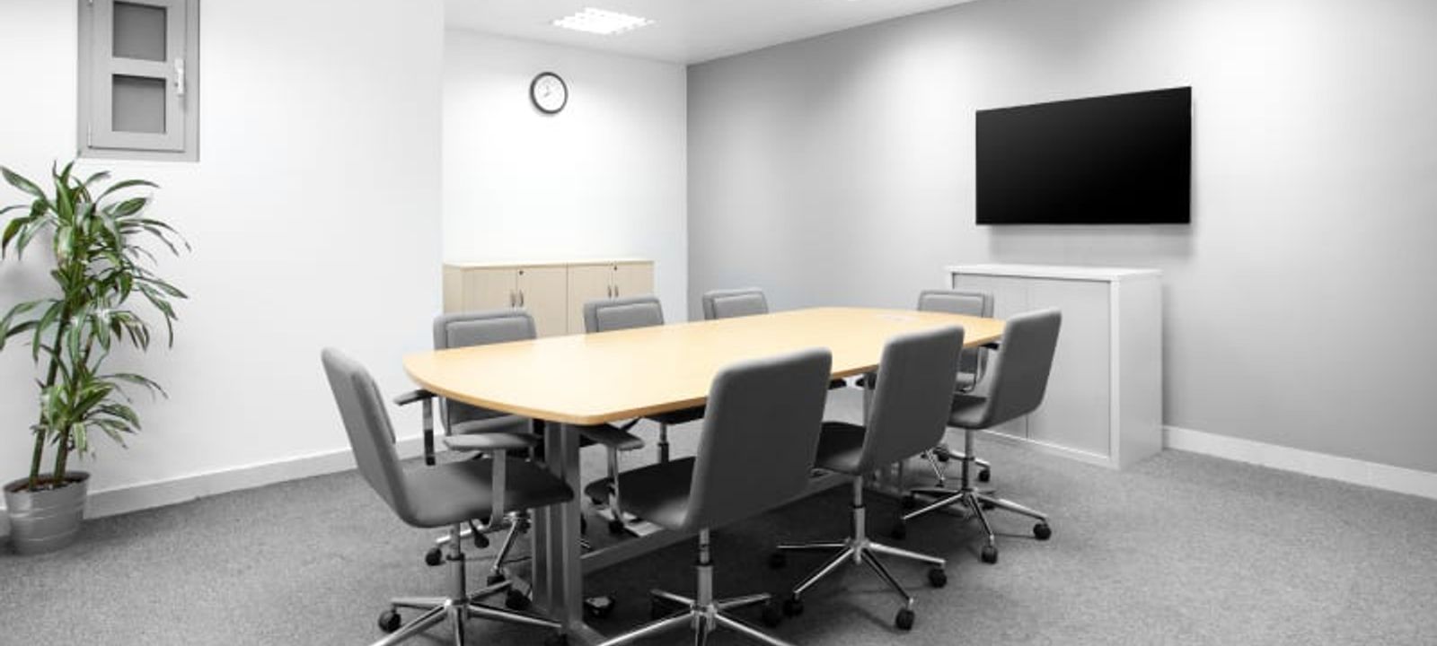 34 Al Bateen Tower C6 Bainunah, Abu Dhabi - Image 1