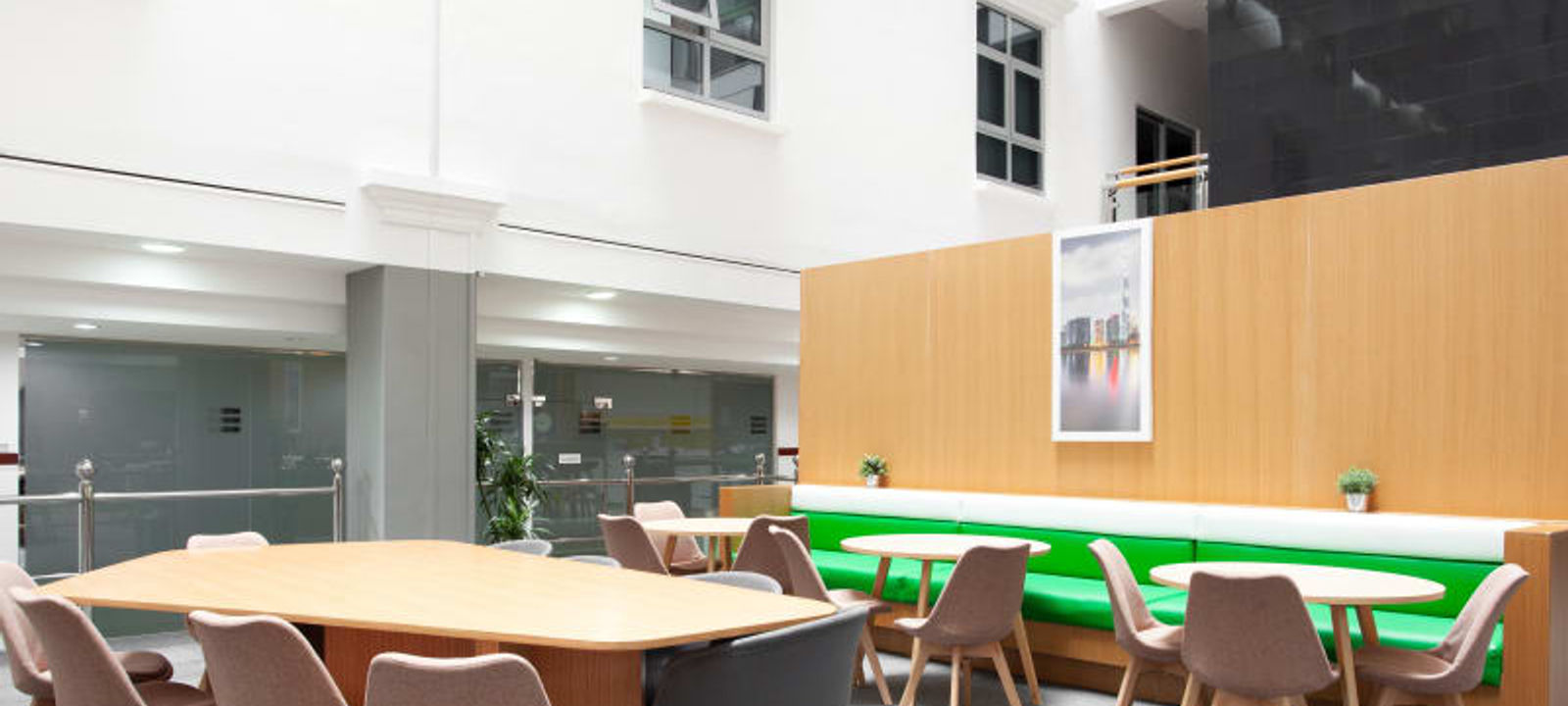 34 Al Bateen Tower C6 Bainunah, Abu Dhabi - Image 1