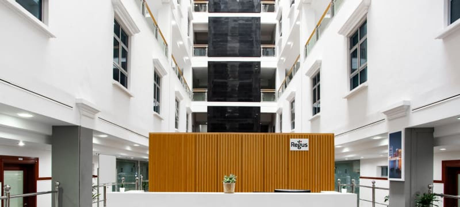 34 Al Bateen Tower C6 Bainunah, Abu Dhabi - Image 1