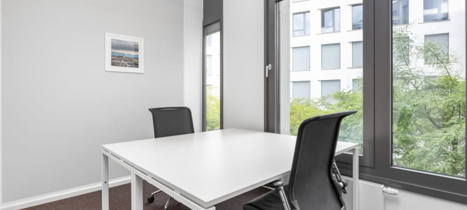 28 Theresienhoehe, Munich - Image 1