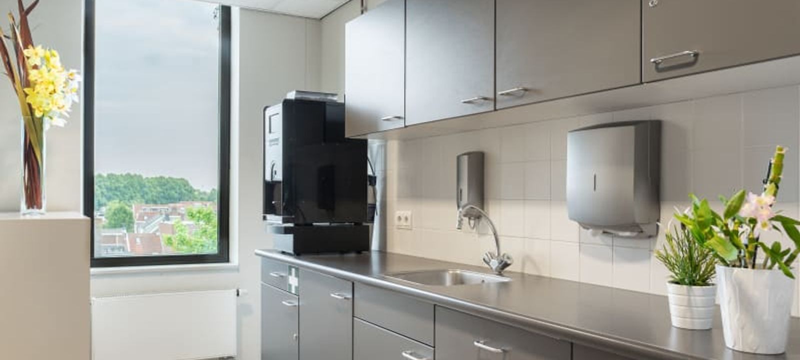 12-14 Hart Van Brabantlaan, Tilburg - Image 1