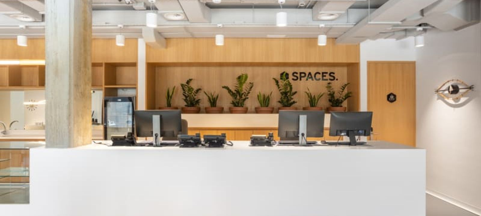 6-14 Passatge Mas De Roda, Barcelona - Image 1