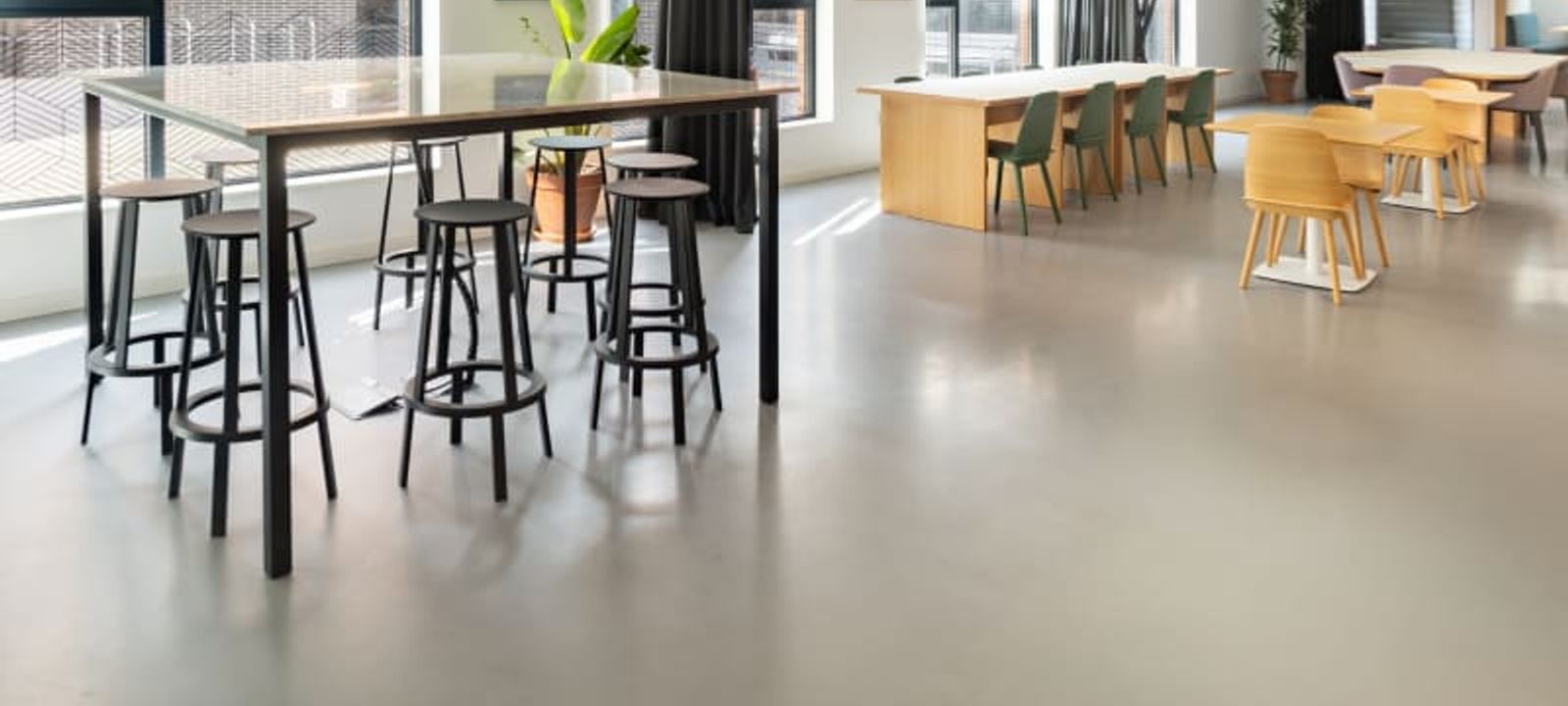 6-14 Passatge Mas De Roda, Barcelona - Image 1