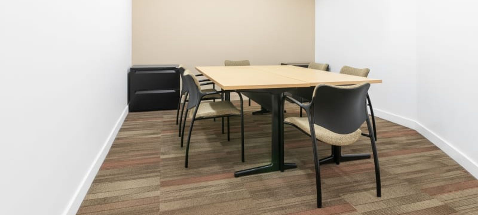 90 Street No 11- 13 Urban Plaza Building Urban Plaza Complex, Bogota - Image 1