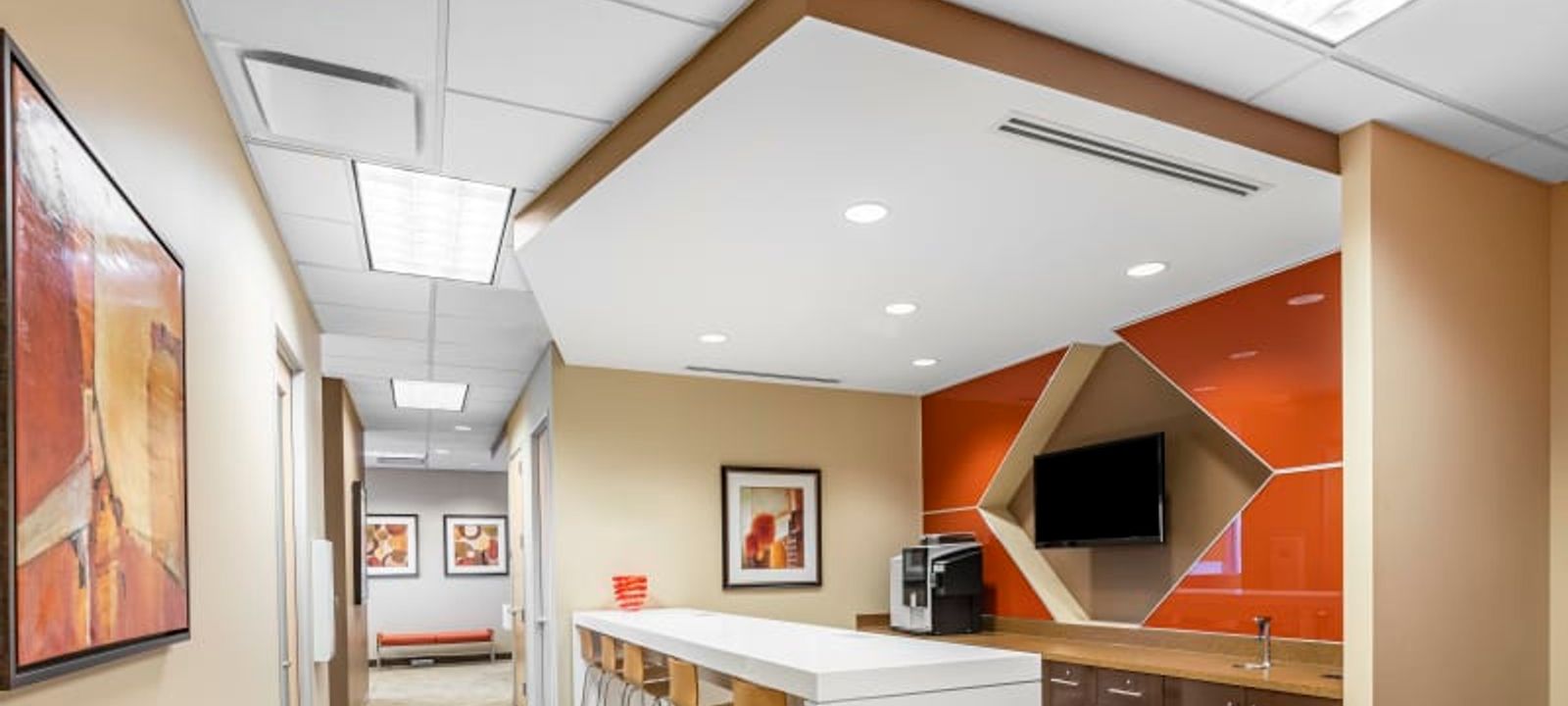 2815 Forbs Avenue, Hoffman Estates - Image 1