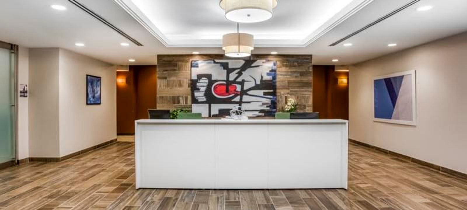 125 South Wacker Dr, Chicago - Image 1