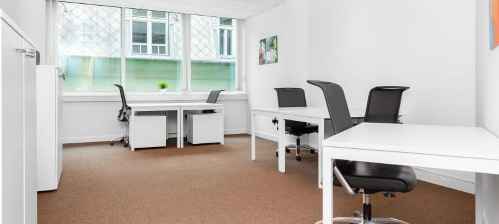 Arpad Fejedelem Utja 26 - 28, Budapest - Image 1