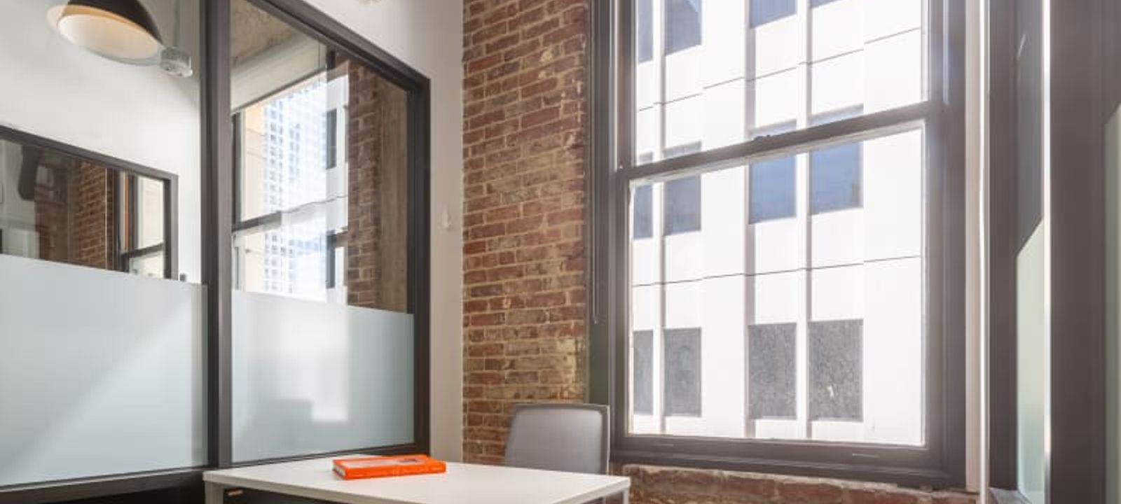 811 W 7th St, Los Angeles - Image 1