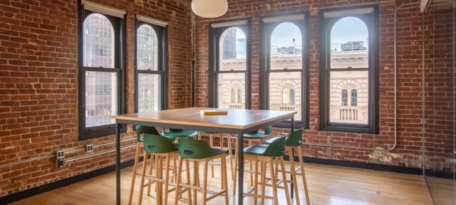 811 W 7th St 811 W 7th St, Los Angeles - Image 1