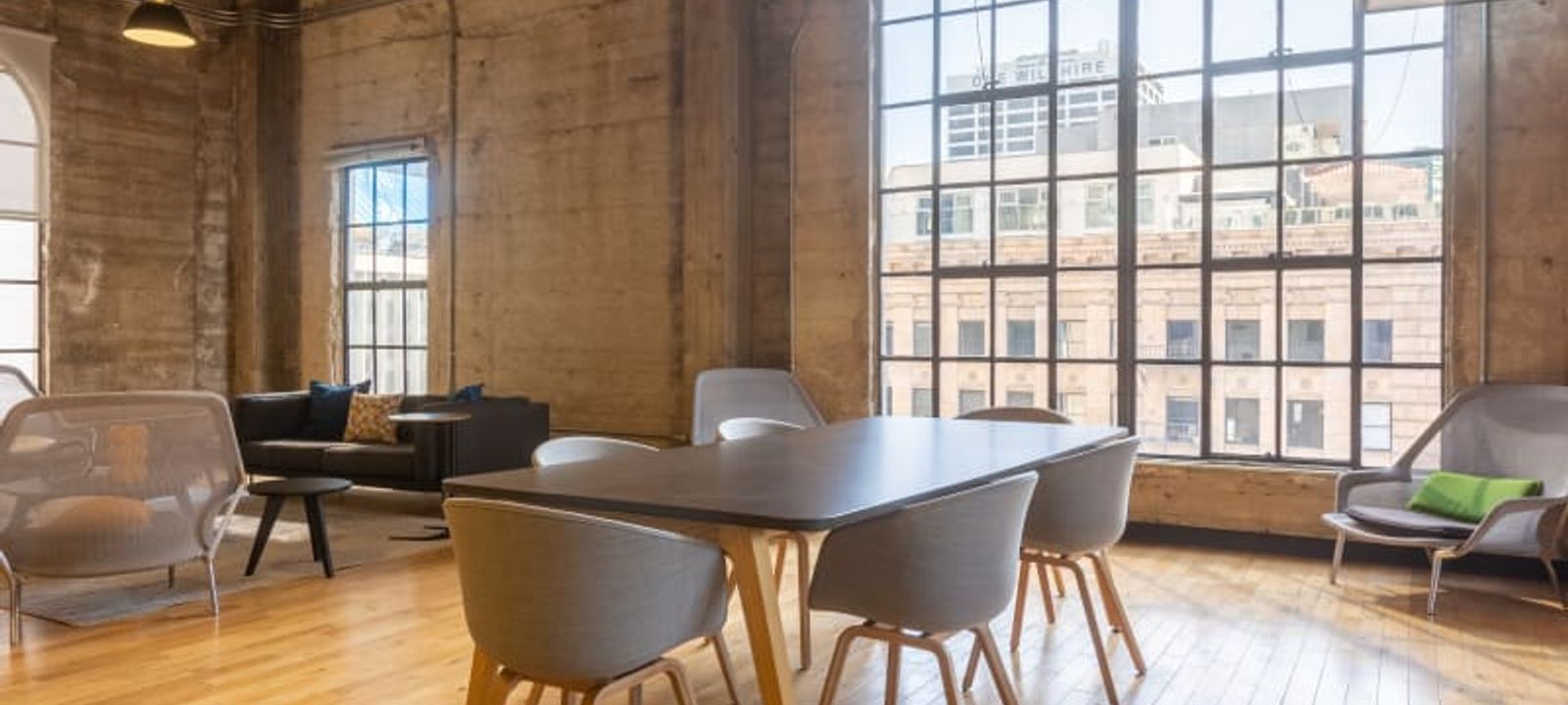 811 W 7th St, Los Angeles - Image 1