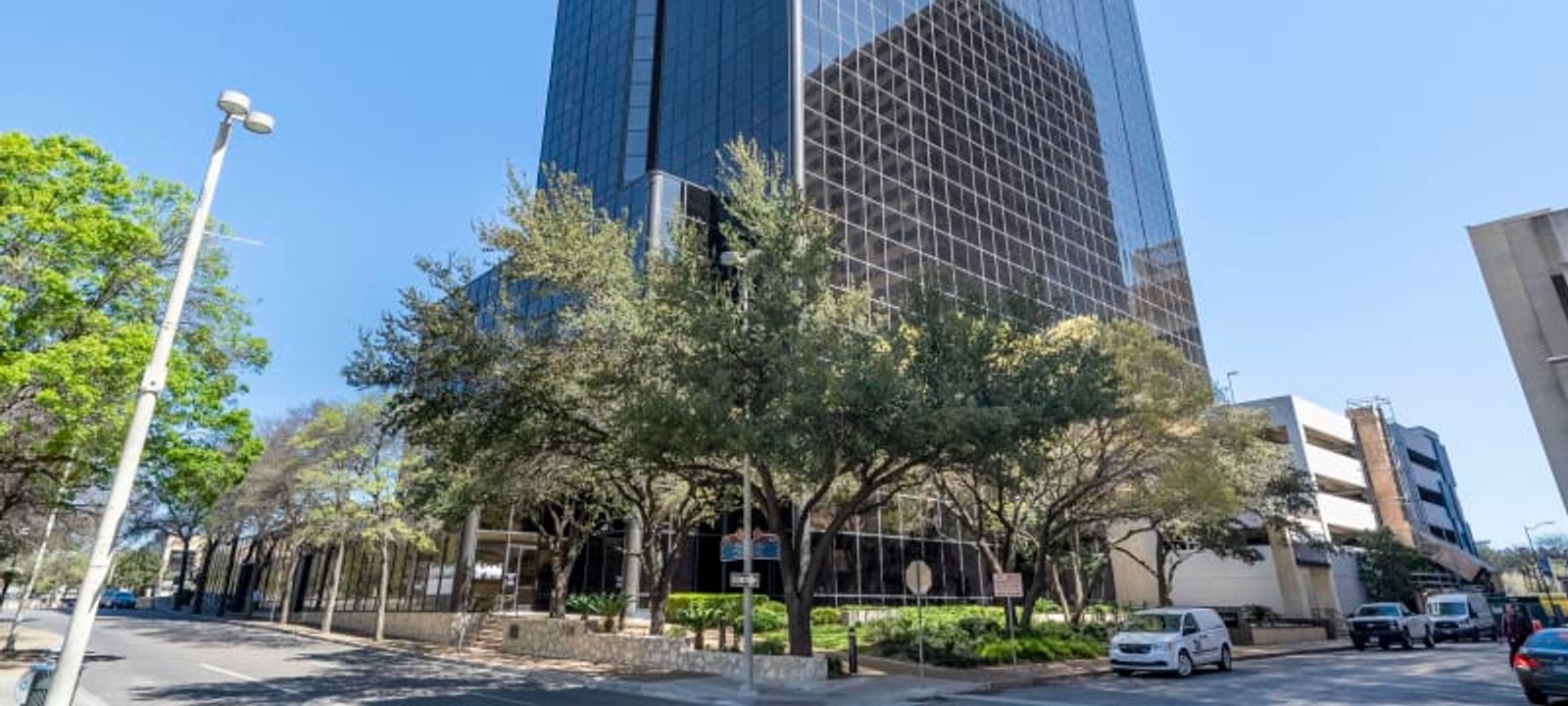 One Riverwalk Place - Image 1