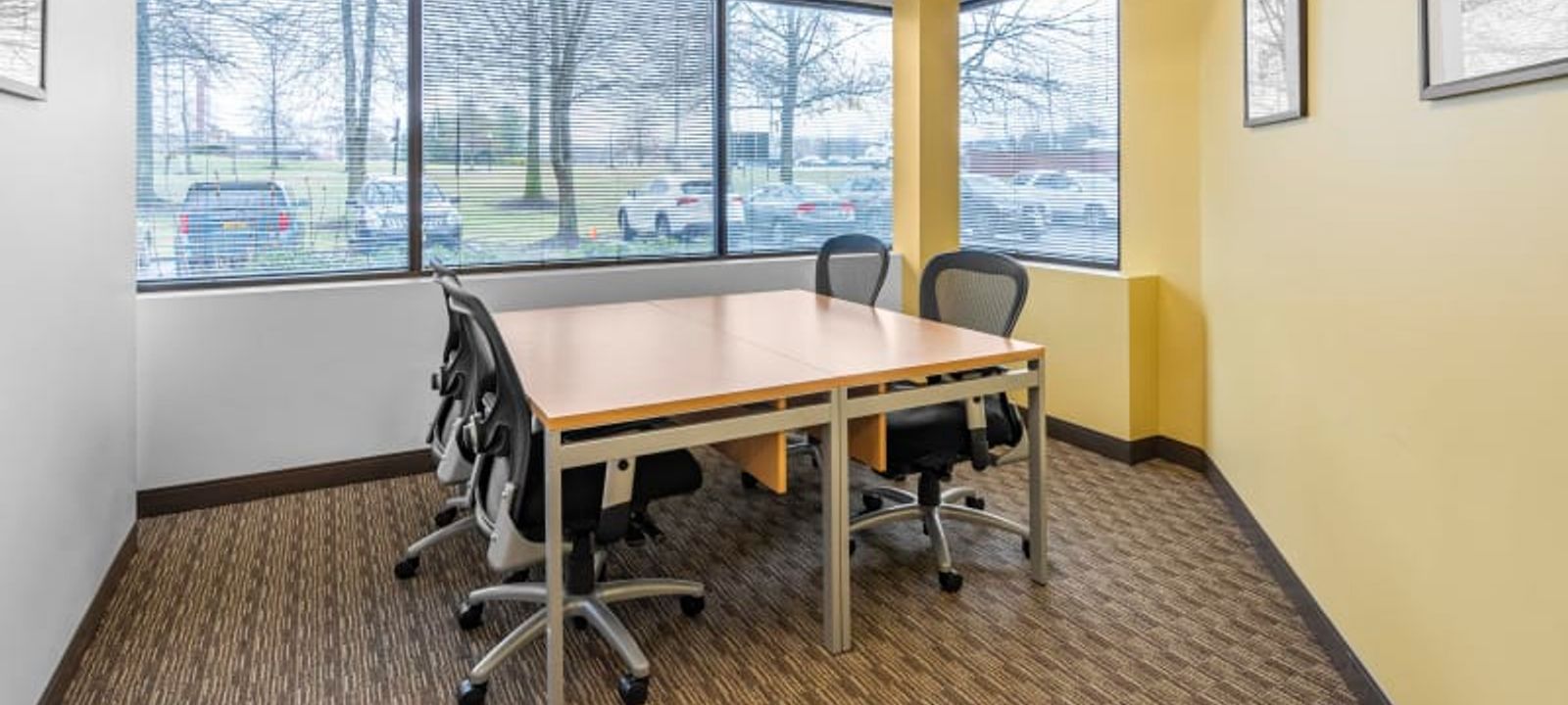 100 Horizon Center Boulevard Edgebrook 100 Horizon Center Boulevard Edgebrook, Hamilton Township - Image 1