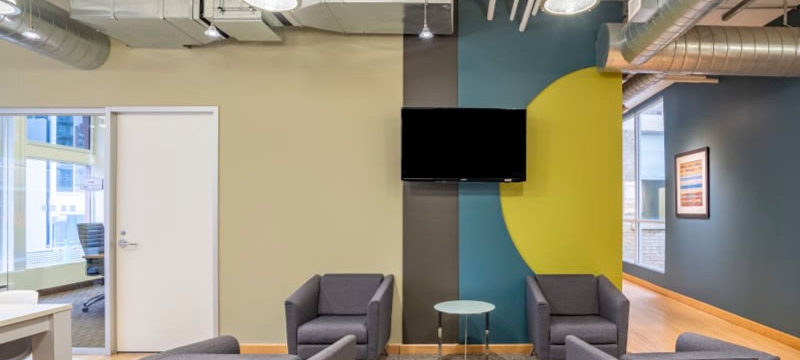 229 Yonge Street, Toronto - Image 1