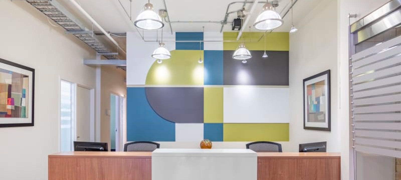 229 Yonge Street, Toronto - Image 1