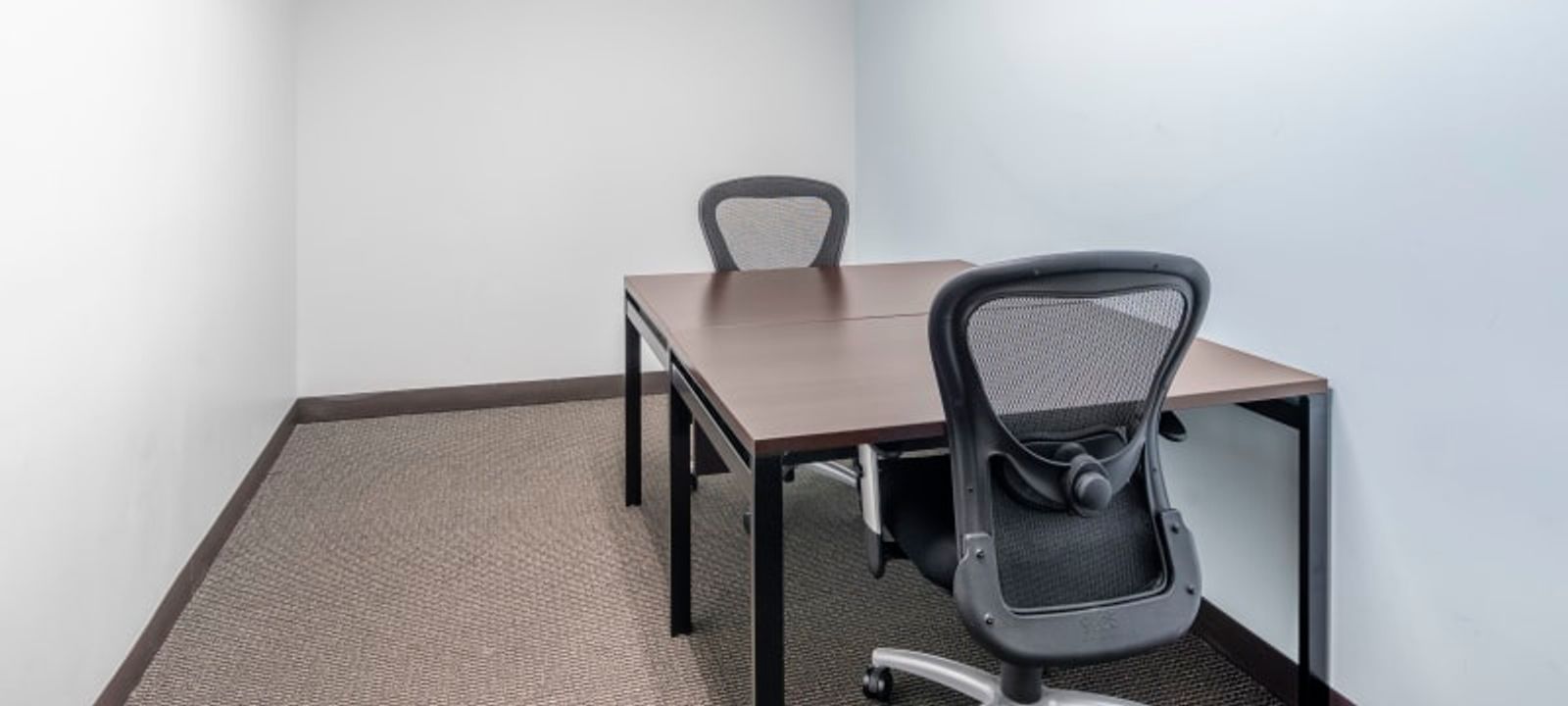 1129 Northern Blvd, Manhasset - Image 1