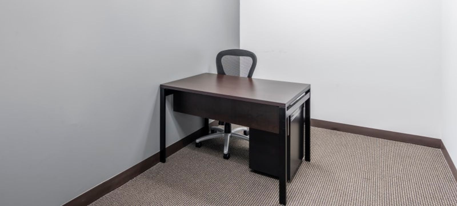 1129 Northern Blvd, Manhasset - Image 1