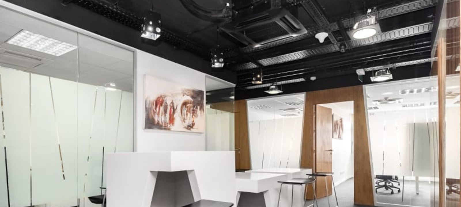 V Et Centre D’affaire Contempo 71 Angle Boulevard Mohamed, Rue D'azilal - Image 1