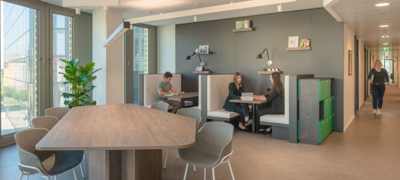 Wiedner Gurtel 13, Vienna - Image 1