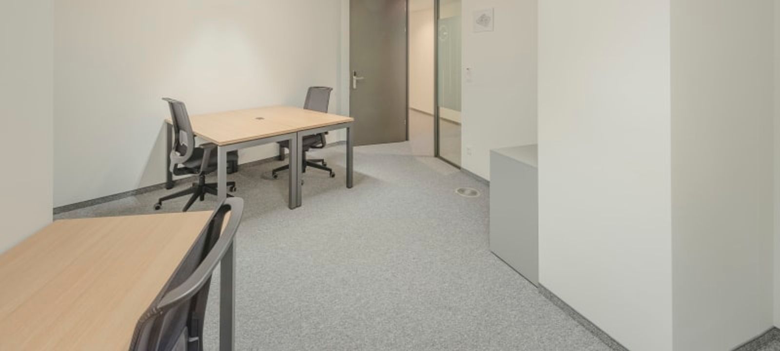 Wiedner Gurtel 13, Vienna - Image 1