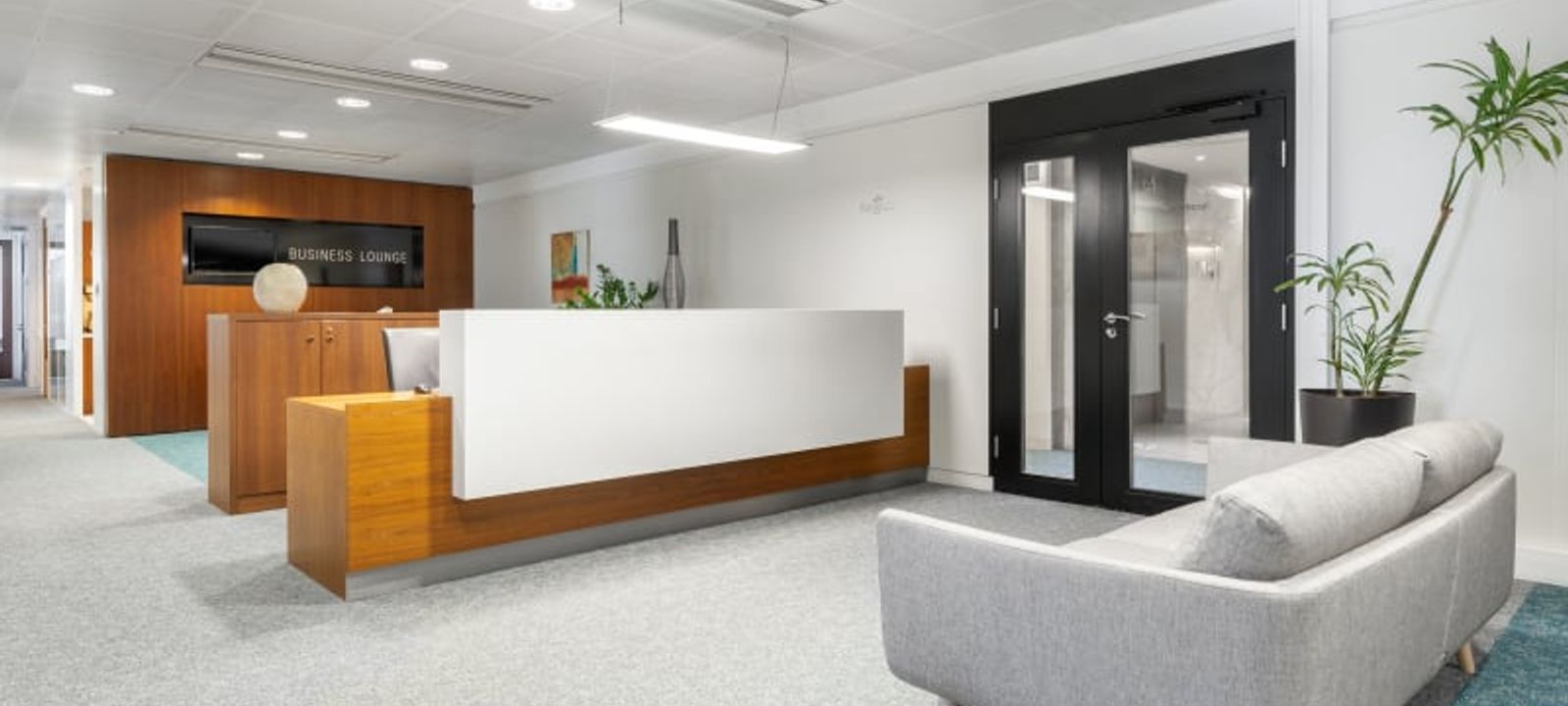 5 Place De La Pyramide, Paris - Image 1