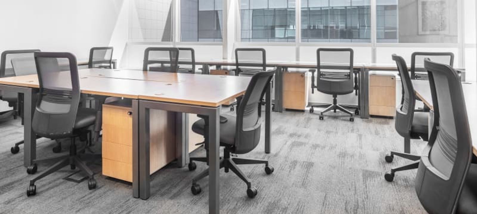 Passeio Corporate Building - Image 1