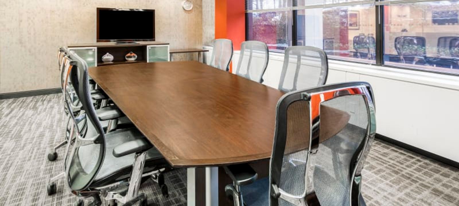 777 Westchester Avenue, White Plains - Image 1