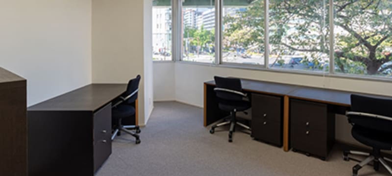 Hanaguruma Building North - Image 1