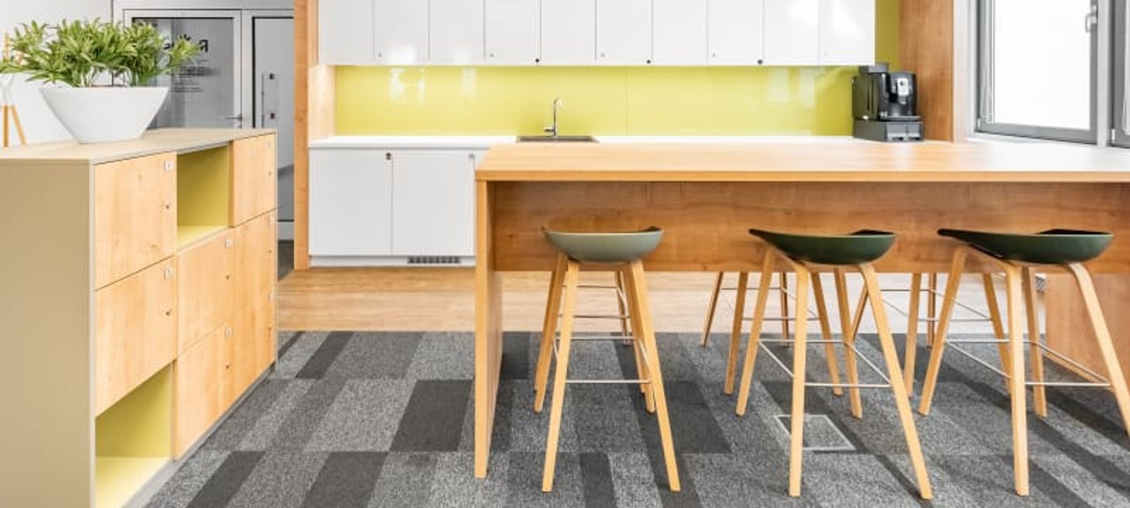 1 Suche Myto, Bratislava - Image 1