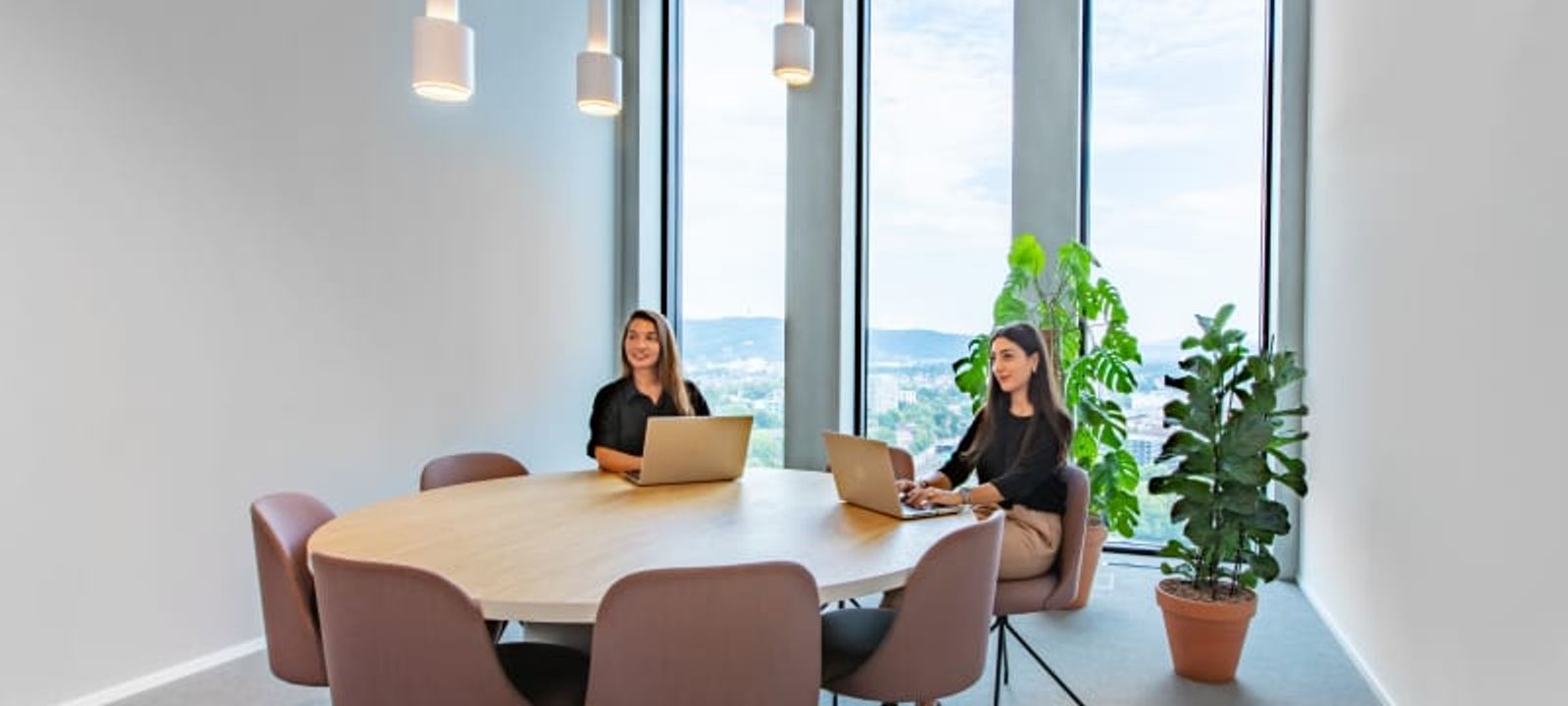 29 Grosspeteranlage, Basel - Image 1