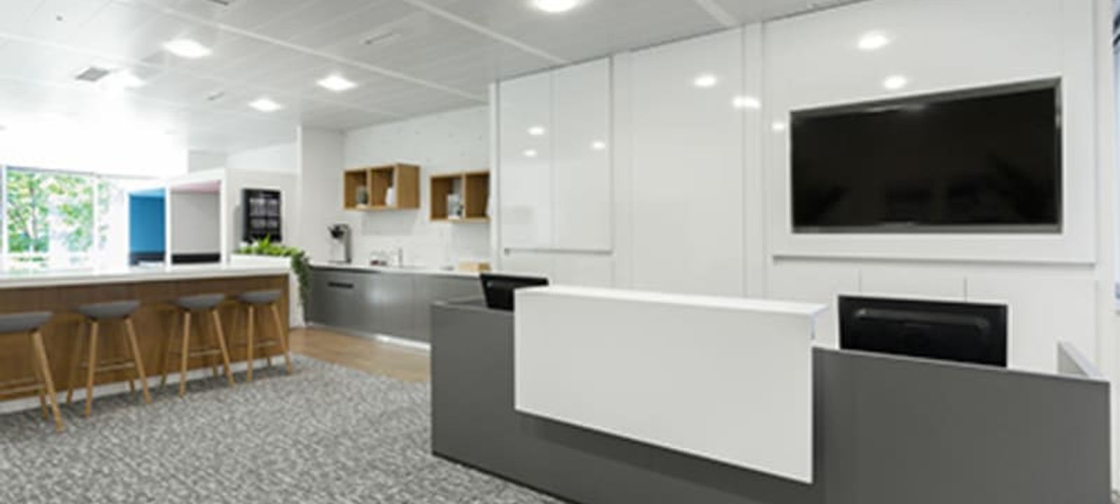 Lagoas Park, Porto Salvo - Image 1